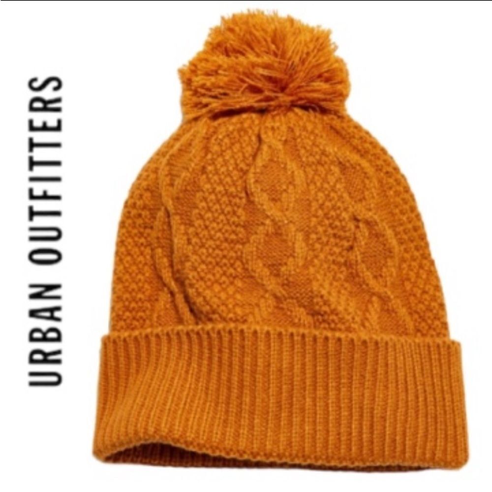 NEWĀ UOāUrbanāOutfitters Demi Cable Knit Pom HatāBeanie